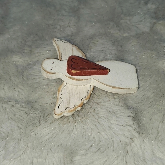 Vintage Angel and Snowman Brooches - Picture 6 of 10